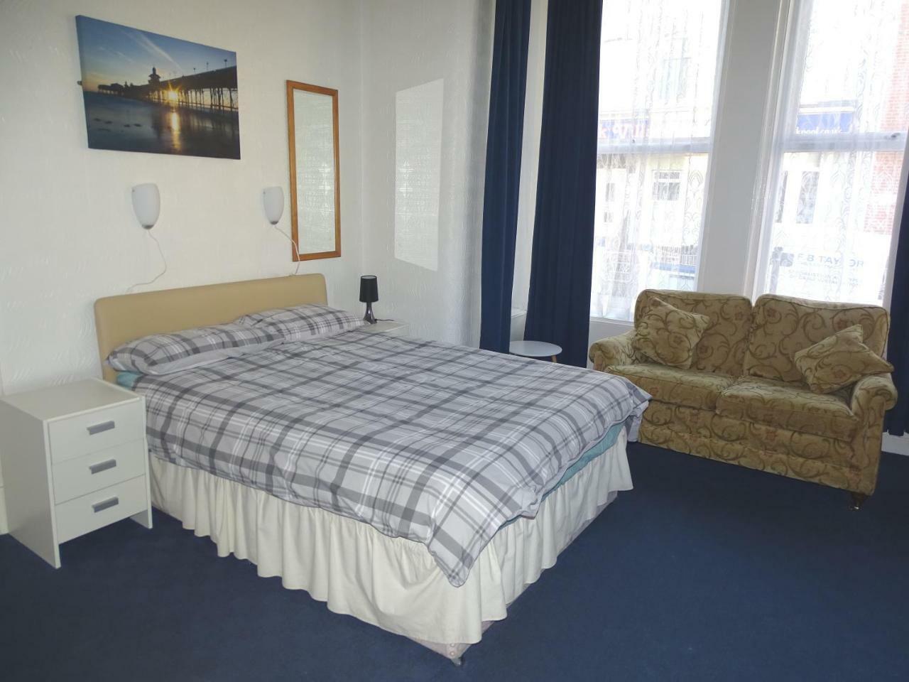 Beeton Villas Holiday Apartments بلاكبول المظهر الخارجي الصورة