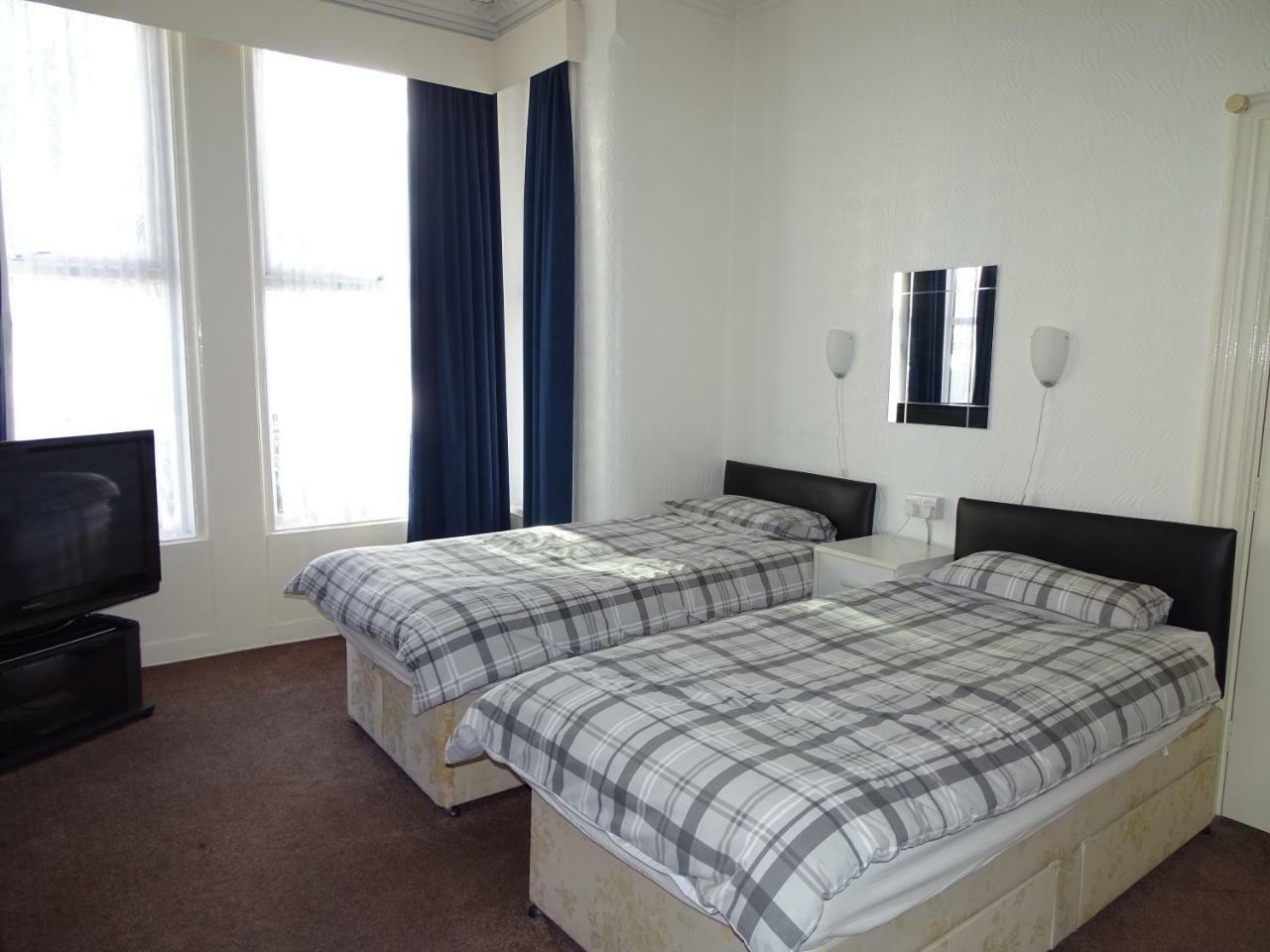 Beeton Villas Holiday Apartments بلاكبول المظهر الخارجي الصورة