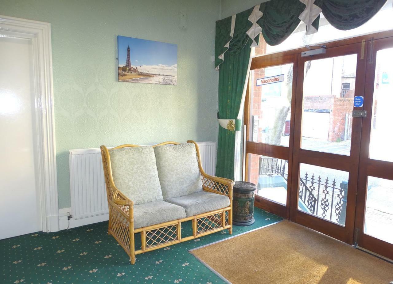 Beeton Villas Holiday Apartments بلاكبول المظهر الخارجي الصورة